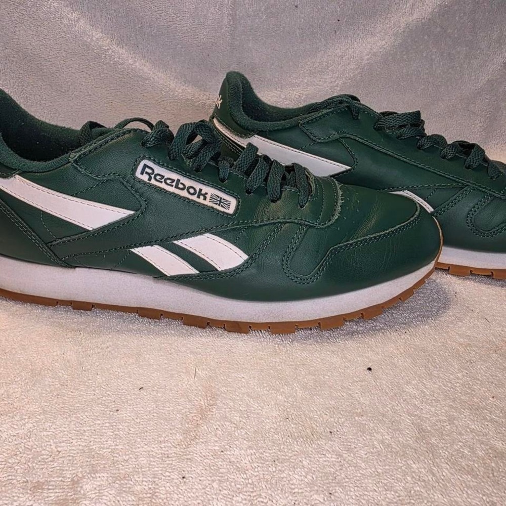 Reebok Classic‎ Leather green trainers